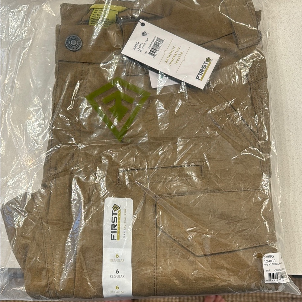 Men's Tan Pants